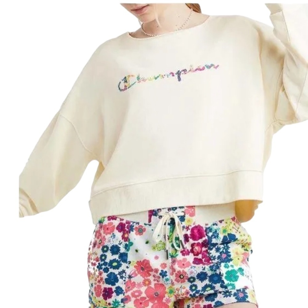 NEW CHAMPION Women's Campus French Terry Natural Cropped Sweatshirt Size LARGE - Picture 2 of 12